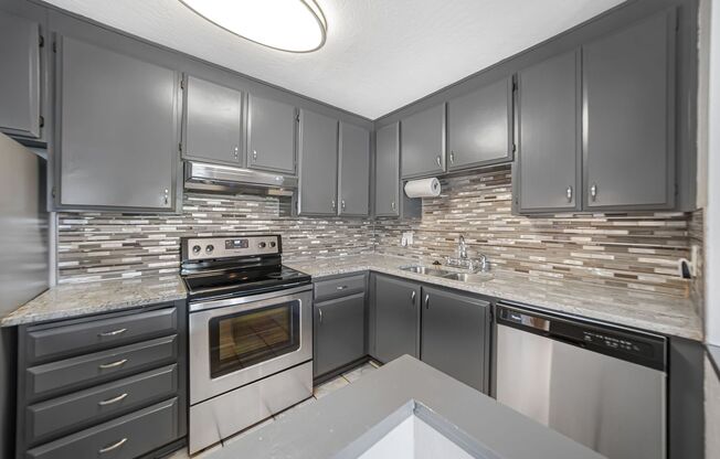 1 bed, 1 bath, $1,900