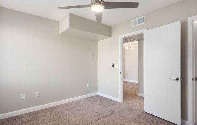 2 beds, 2 baths, 972 sqft, $1,599, Unit 320