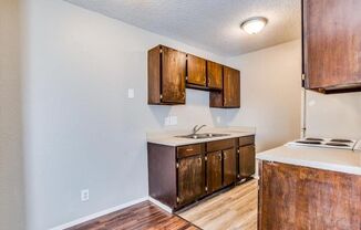 1 bed, 1 bath, 475 sqft, $575, Unit 4