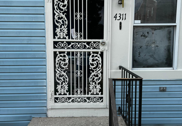 4311 DAVIS AVE