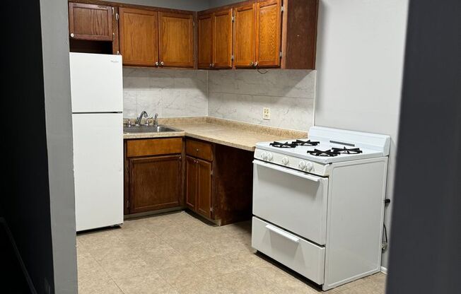 1 bed, 1 bath, $970, Unit 15312-11