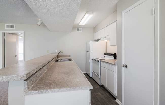 Pinehurst: Kitchen, at Westdale Hills, TX