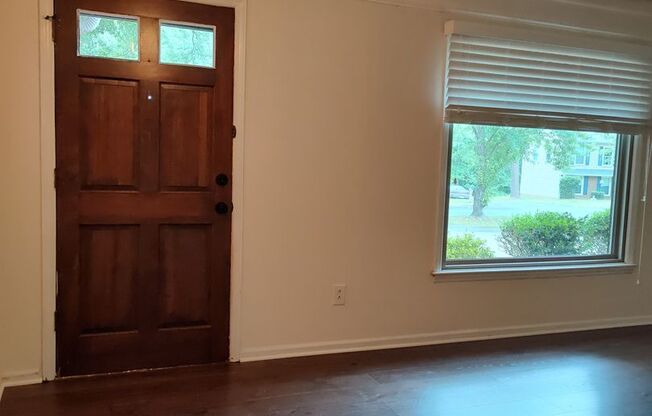 Beautiful Home in Falconbridge!