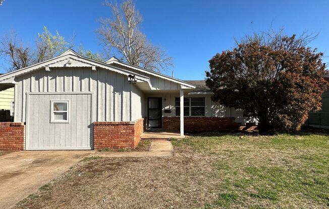 3 Bedroom 1.5 Bathroom w/ Extra Garage Converted Room