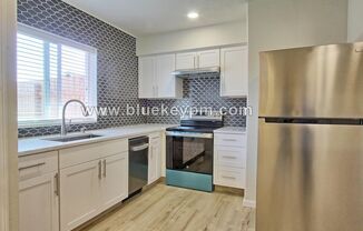ADU   1 Bed, 1 Bath Unit in Well Established Neighborhood Near Silver Star Elementary