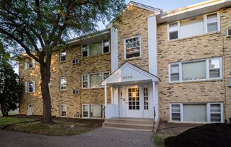 8209 West 30th 1/2 St. (Saint Louis Park)