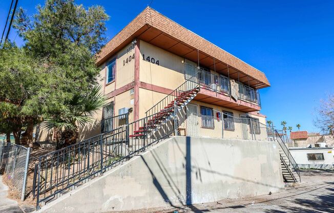 E Mesquite Ave. 1400&amp; 1404