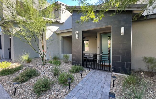 Beautifully furnished 3BD/2.5BA townhome in Summerlin!