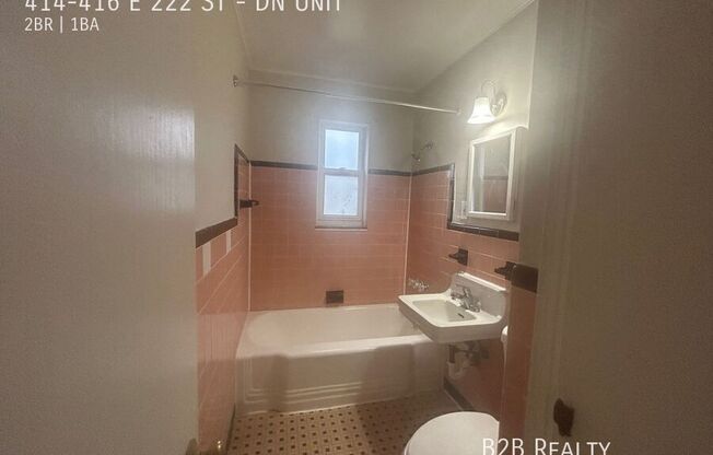 414 416 E 222 ST
