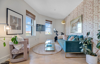 1020 Monroe St NW Unit 209