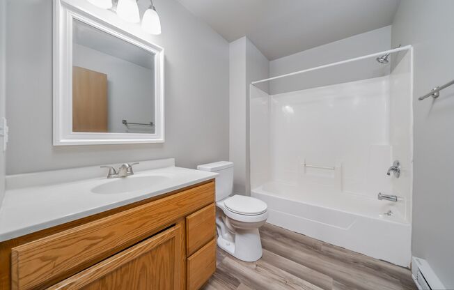 3 beds, 2 baths, 1,150 sqft, $1,599, Unit 1698 - 207