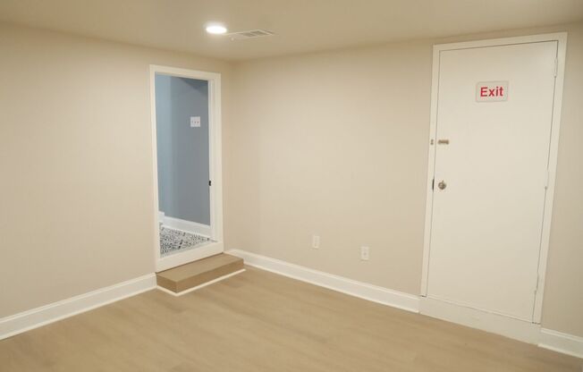 1 bed, 2 baths, 1,450 sqft, $1,275, Unit Apt 936A