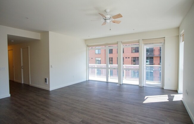 Modern & Sleek Corner 2-Bedroom w/ WD & Balcony!