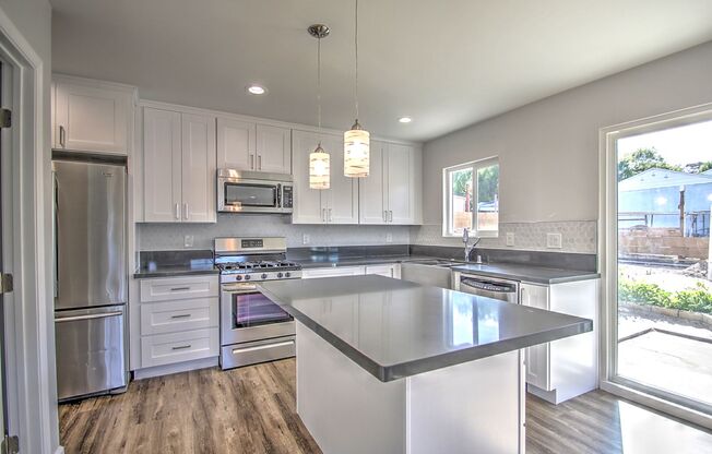 3148 - 3150 Florine Dr.