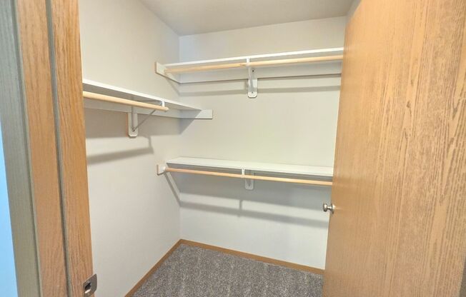 2 beds, 1 bath, 1,006 sqft, $1,230, Unit 3500 304