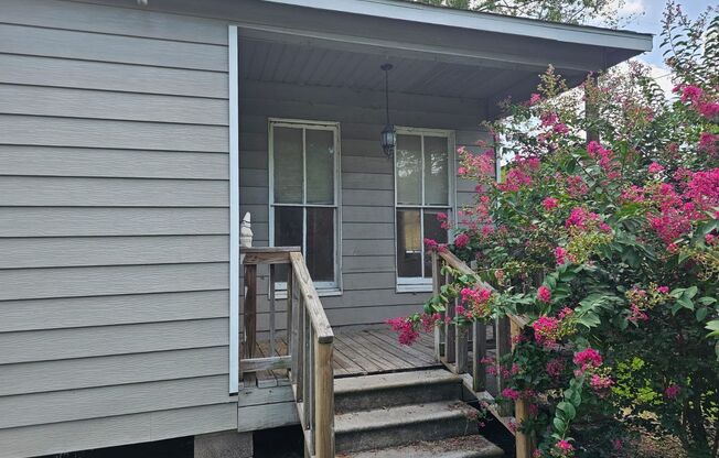 Three Bedroom House For Lease
