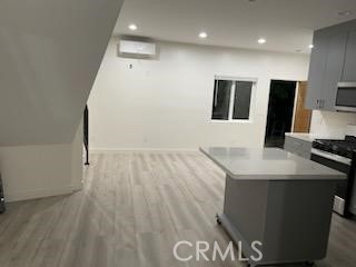 3 beds, 2 baths, 1,100 sqft, $3,550