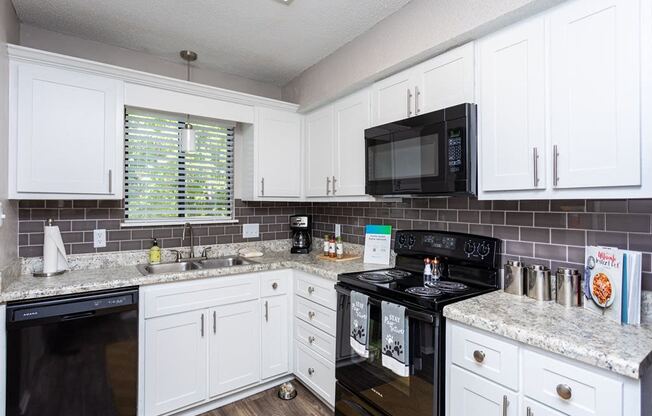EXPERIENCE THE PRESERVE AT FOREST HILL
