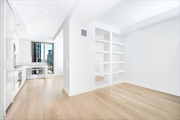 Studio, 1 bath, 520 sqft, $3,950, Unit 718