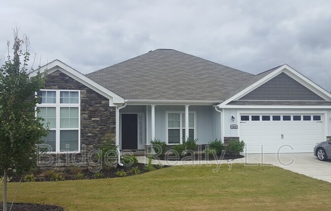 1047 Rosland Circle