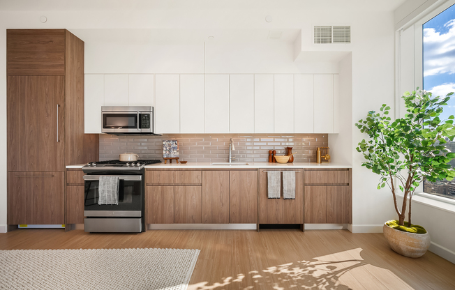 2 beds, 2 baths, $10,000, Unit 4304