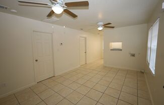 2 beds, 1 bath, $850