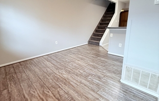 925 N 28 ST