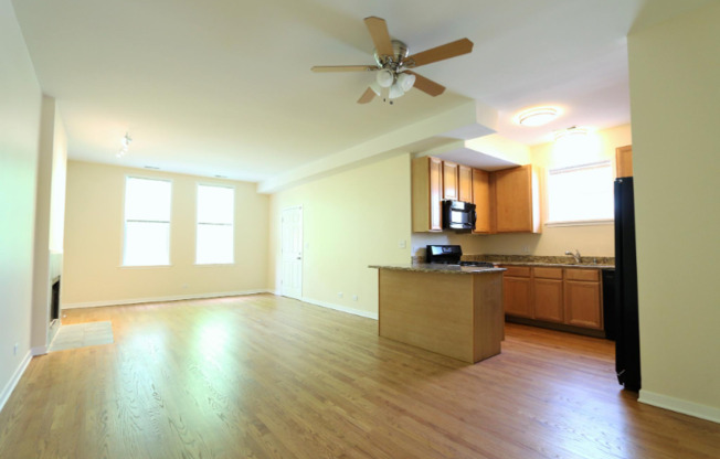1311 W Fillmore St 3