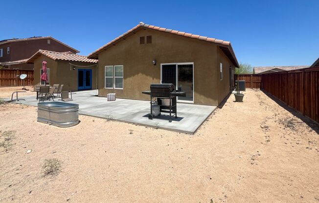 3 beds, 2 baths, $2,200, Unit 74109 Cactus Wren Ct