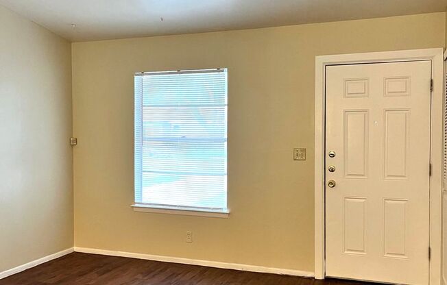 7603 Glen Vista