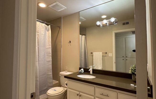 Studio, 1 bath, 608 sqft, $1,650, Unit 305