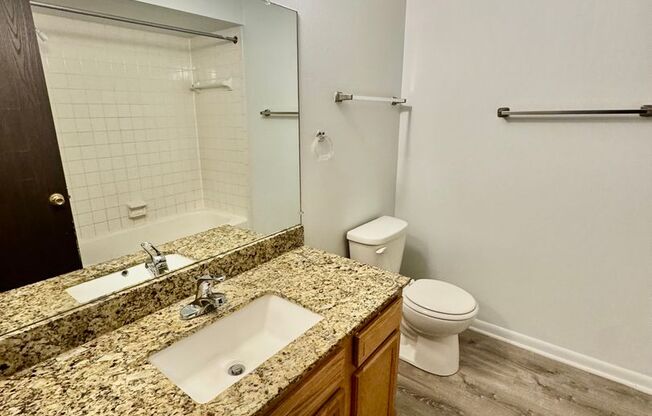 2 beds, 1 bath, 1,000 sqft, $1,295, Unit 615 Flint Rd. #5