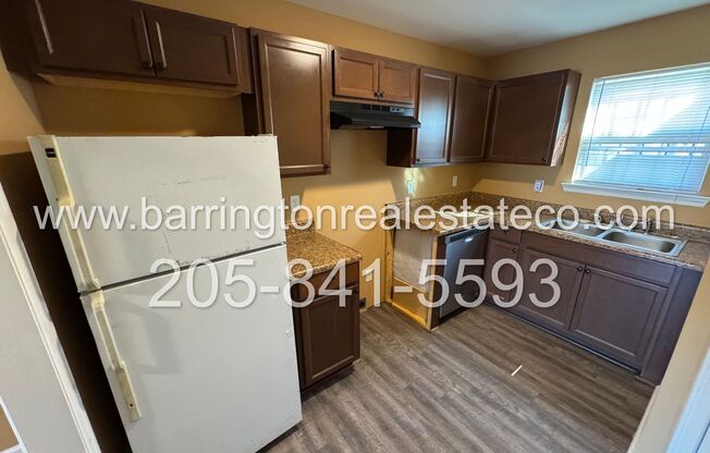 2 beds, 1.5 baths, 896 sqft, $775, Unit Unit B