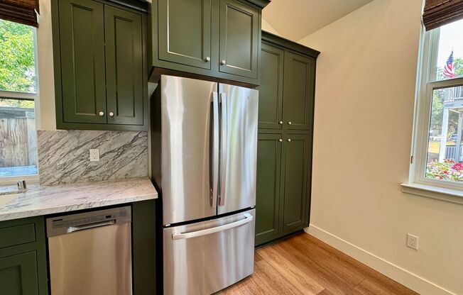 Custom Adorable Cottage Available in Folsom!