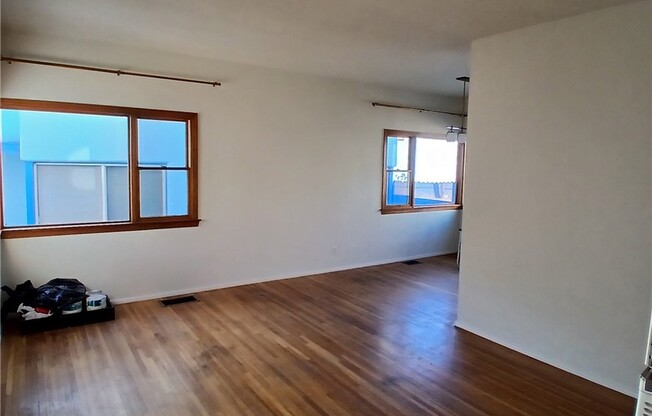 1 bed, 1 bath, 1,050 sqft, $3,500