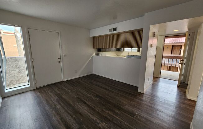 2 beds, 1 bath, 800 sqft, $1,095, Unit 239