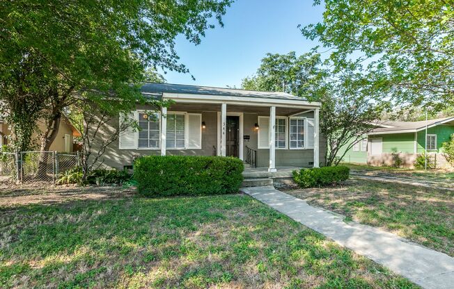 2-BEDROOM HOME IN MONTICELLO PARK