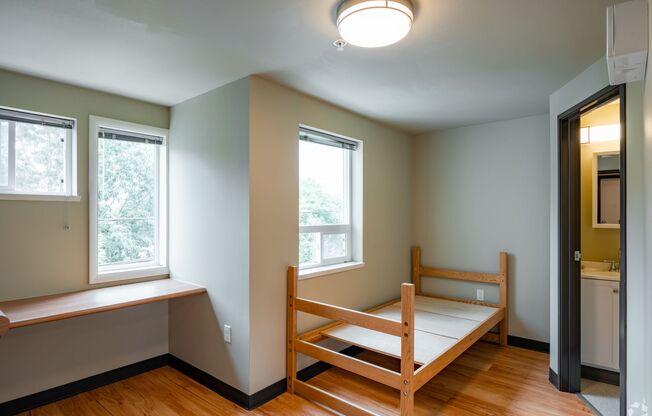 Studio, 1 bath, 175 sqft, $1,099, Unit Unit 409