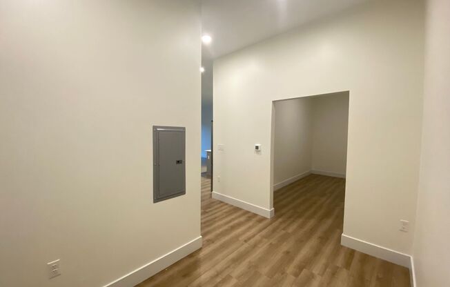 1 bed, 1 bath, 1,041 sqft, $2,690, Unit 131