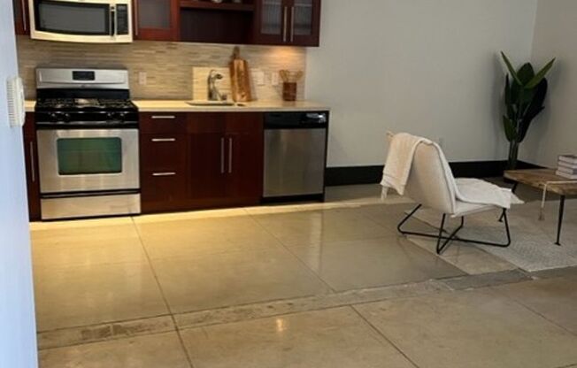 1 bed, 1 bath, 690 sqft, $1,833.33, Unit BEI-1006