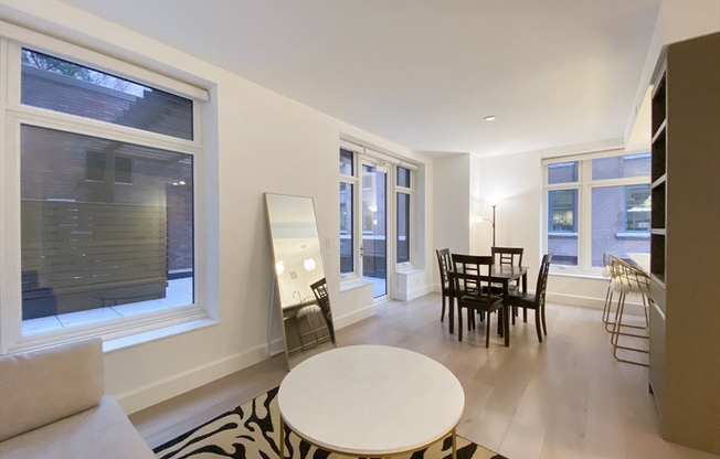 1 bed, 1 bath, 875 sqft, $4,750, Unit 3A