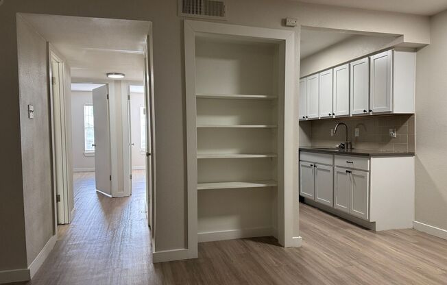 2 beds, 1 bath, 900 sqft, $1,499, Unit ELP2202-234