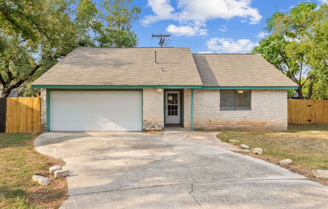 Bright and Inviting 3-Bedroom with Private Yard
