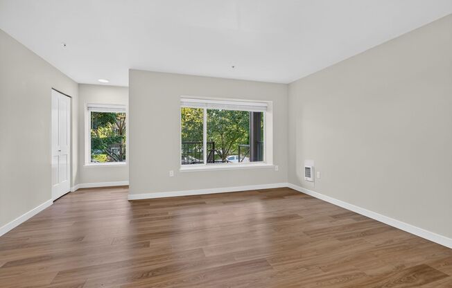 1 bed, 1 bath, 735 sqft, $1,895, Unit 101