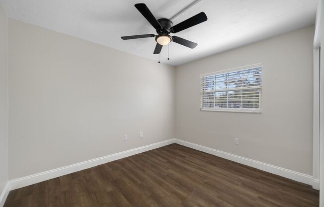 2 beds, 1 bath, 740 sqft, $1,595, Unit 202
