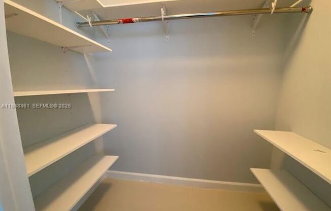 2 beds, 2 baths, 1,167 sqft, $4,700, Unit 475 Brickell Ave unit 4409