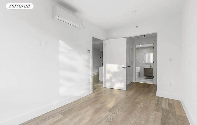 1673 OCEAN AVE