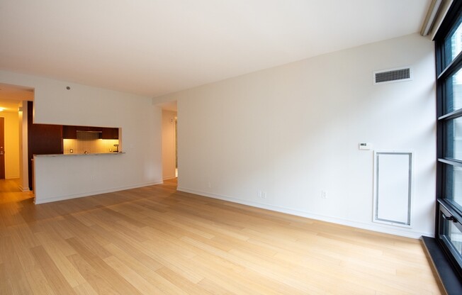 1 bed, 1 bath, 855 sqft, $5,000, Unit 6F