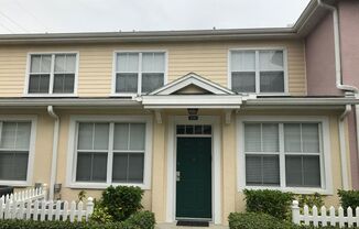 Townhouse on 1st floor in guard gated community