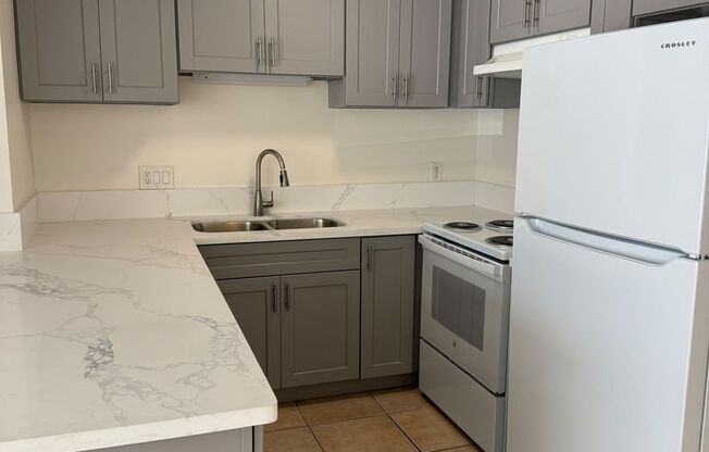 23136 Samuel St